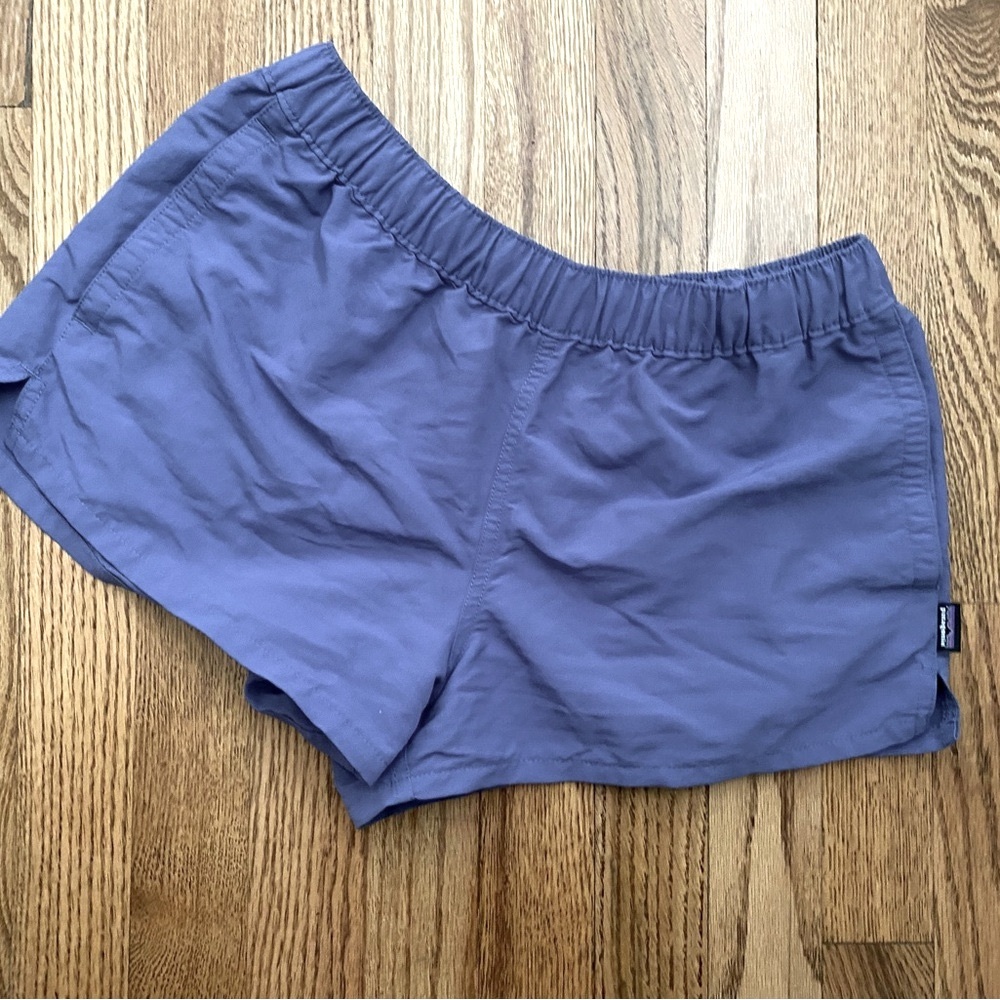Patagonia Baggies - 4 - EUC